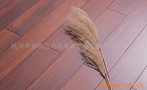 余杭区余杭镇张志强装潢材料商店 木质装饰材料精选与应用指南